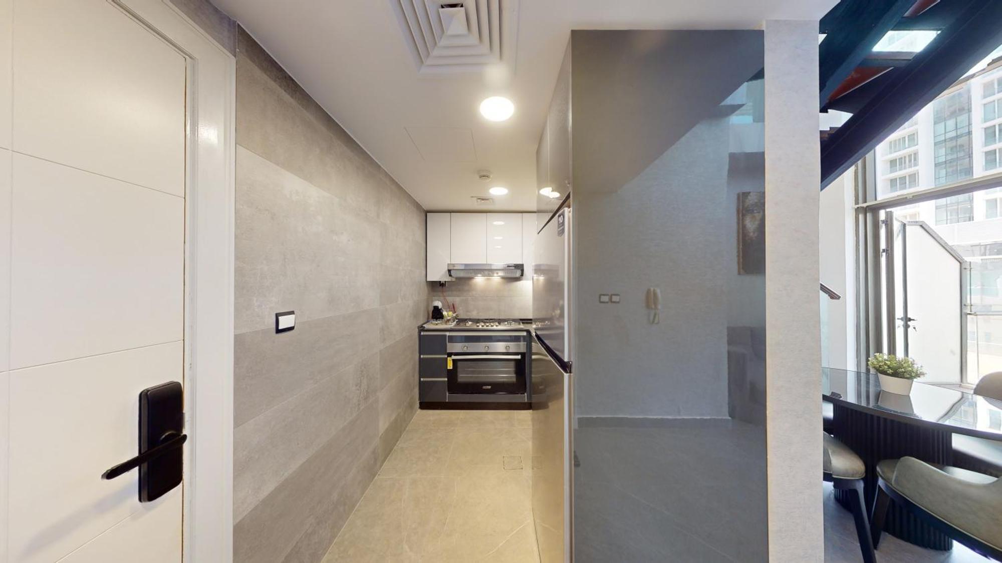 Al Fares Luxury Furnished Apartment-Damac Tower Экстерьер фото